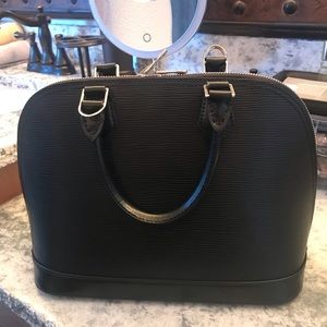 Louis Vuitton Alma PM Black Epi Leather EUC